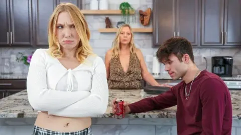 StepSiblingsCaught – Mckenna Lynn – I Want Stepbros Big Dick To Make Me Cry – S31:E2