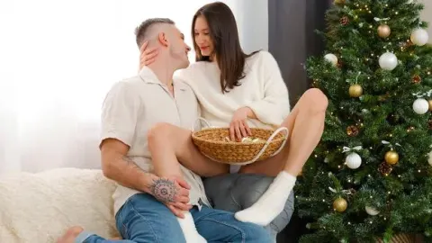 X-Angels – Tanya Ray – Please me under the Christmas tree!