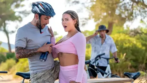 HornyHostel – Kylie Jones – Tour De Lust